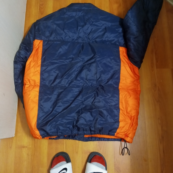 Men s Tommy Hilfiger Jeans Puffer Jacket XL.. - Picture 4 of 4